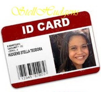 It is a fake pic!A fake proof!Made By Computer!=]] She's a fake! - 0  StellHudgens-fake  0