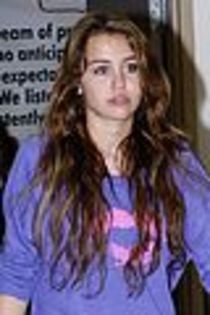 miley-cyrus-home-sweet-home-01