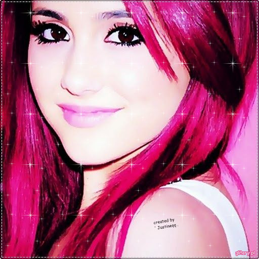 0097842921 - Ariana_Grande_0