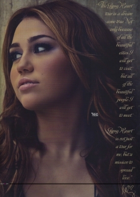 Tour-Book-Scans-HQ-miley-cyrus-23671927-285-400