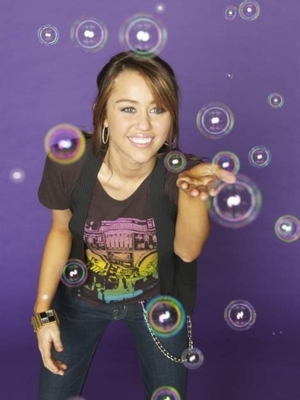 Miley Cyrus Photoshoot 002 (3)
