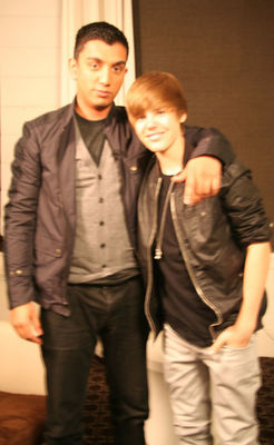  - 4-9-10  Justin With MTV News 2010