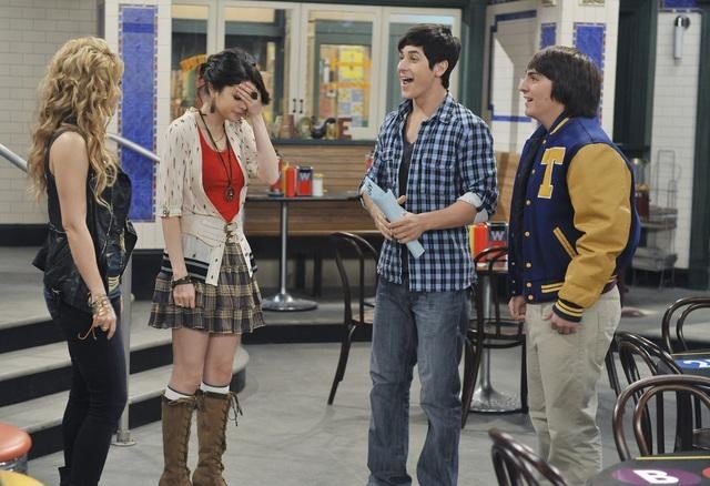 wizards - Wizard of Waverly Place