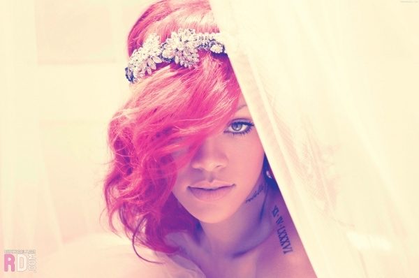 normal_002 (2) - x - Rihanna - x