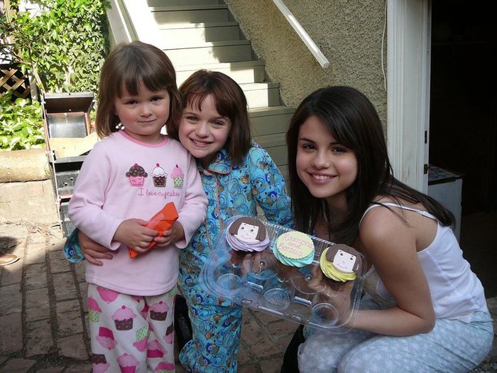 RAMONA and BEEZUS backstage (4)