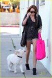 Miley-Mate-out-in-Santa-Monica-miley-cyrus-10540800-80-120