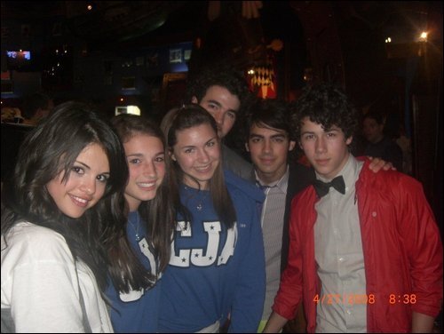 All my pictures with Selena Gomez (32) - 0-All my pictures with Selena Gomez