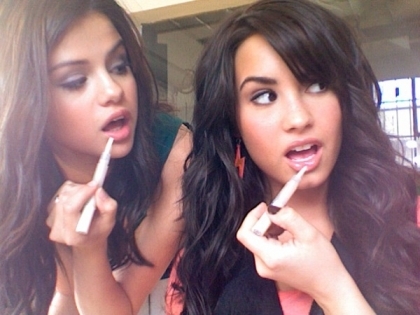 Demi-And-Selena-Makeup - with Demi Lovato