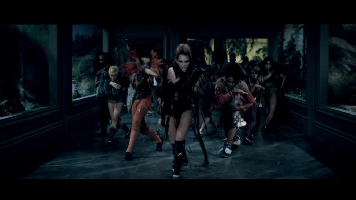 Miley Cyrus - Can\'t Be Tamed 184