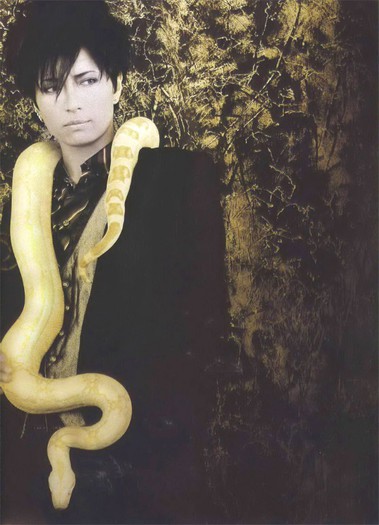 gackt_85