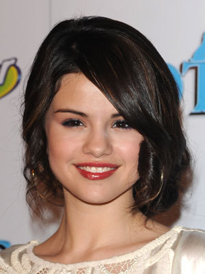 Selena_Gomez+Jan_15_2009