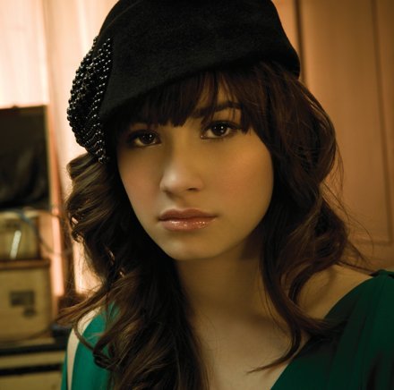 demi-5 - pictures of me again