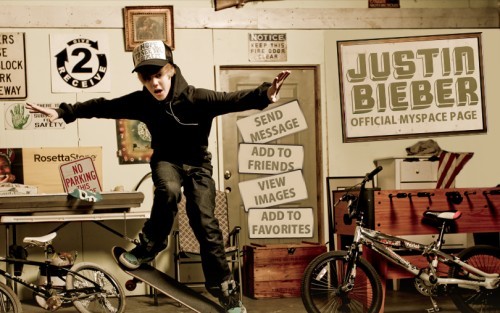 justin-bieber-official-my-space-500x313