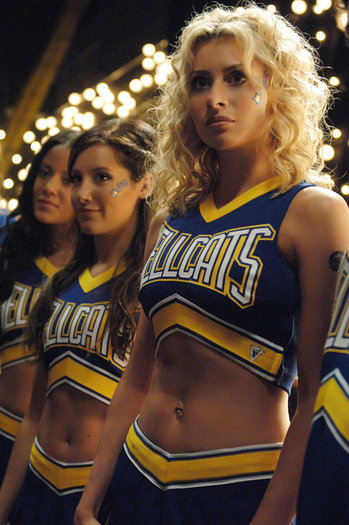 16 - x - Hellcats - x