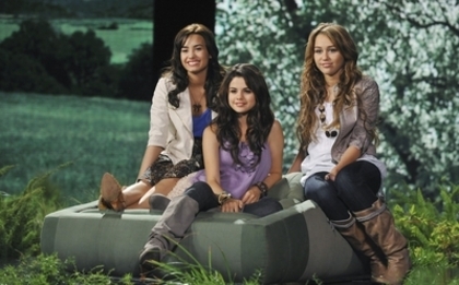 me,selly and demi