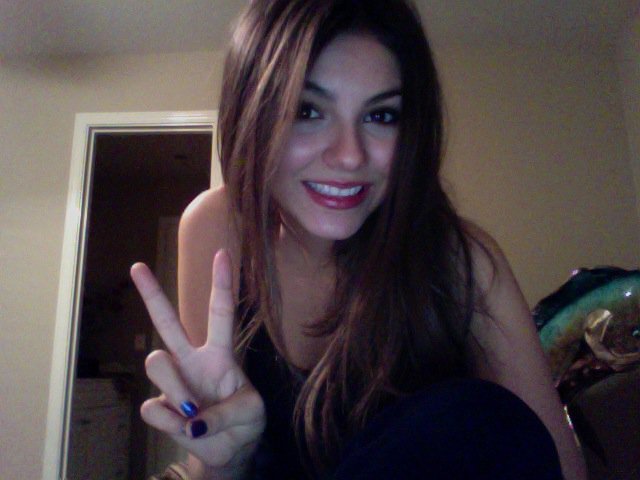 Had fun doing our Twitterview Wonderwall. Let's catch up again soon. Here's a random pic of me as pr - Webcam pics