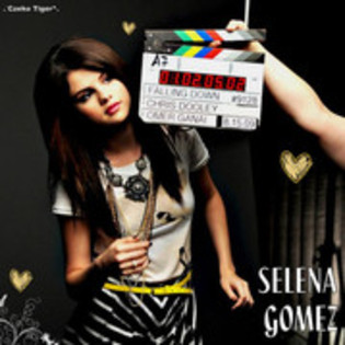 Selly Gomez is my angel (631) - Some pics with Selly