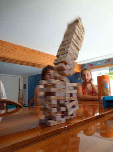 Pool Party and Jenga with friends (19)