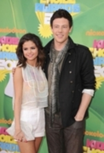 ll - 2 04 2011 - ll (10) - Selena Gomez Award Shows 2O11 April O2 Kids Choice Awards