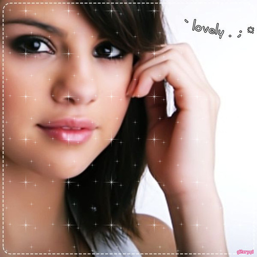 Selena Gomez :X