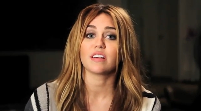018 - x Miley Cyrus Talks About Cytsic Fibrosis x