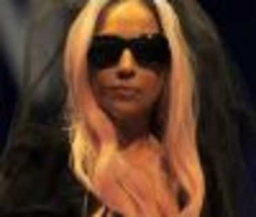 thumb_lady_gaga_005