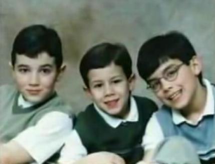 little-baby-jonas-brothers-the-jonas-brothers-2456872-429-326-jpg