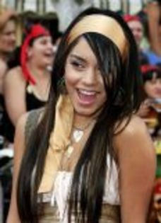 vanessa-hudgens_80 - love vanessa