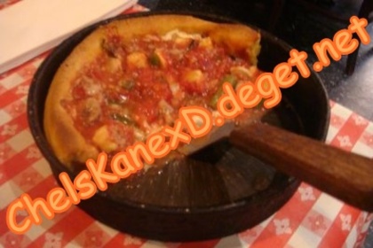 Gino's Deep Dish Pizza - Chicago Trip