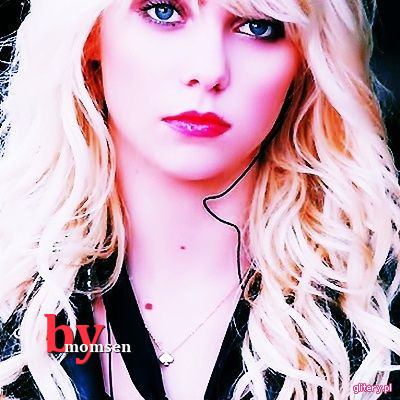 `Love!`[Claudia] - x Taylor Momsen