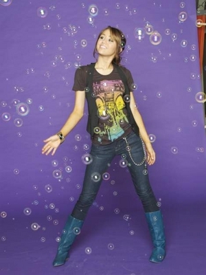 Miley Cyrus Photoshoot 002 (13)