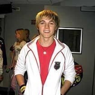 Jesse_McCartney_1252677345_3