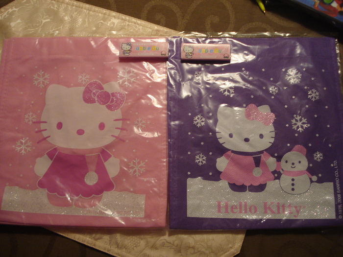 Look.;) - 0 I am a HelloKitty-Fan x3