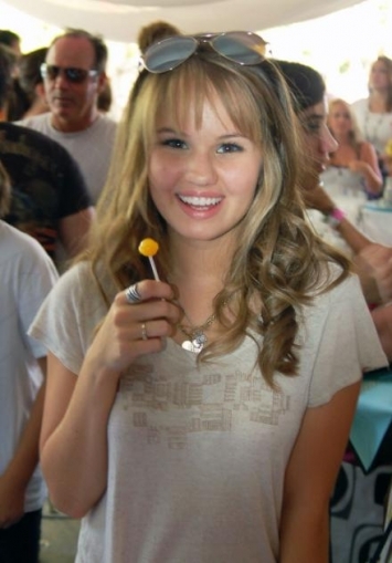 - Debby♥ - (32)