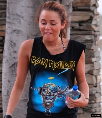 normal_8 - Miley Cyrus Spotted in iron maiden T-Shirt