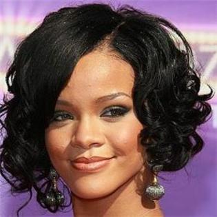 rihanna2[1]; sweety
