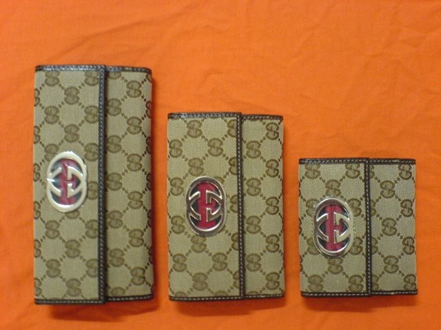 1848446172059366811 - Gucci wallets