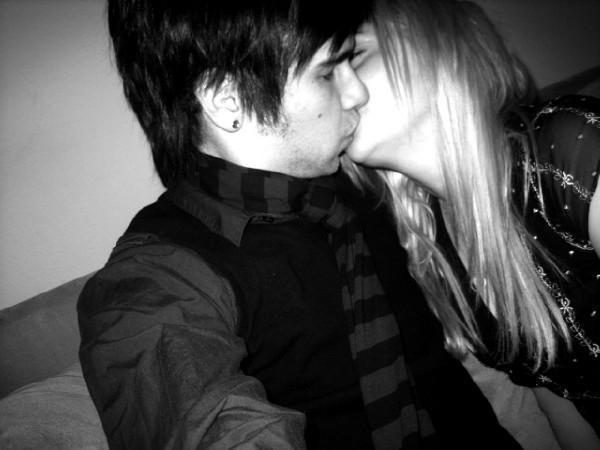 I love it when he kisses me