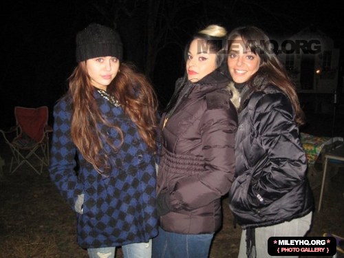 Miley Cyrus Personal Photos 001 (23)