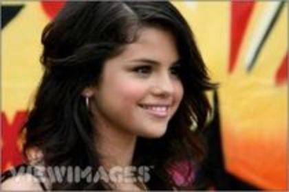 0 x - 26 . o8 . 2oo7 - x 0 (20) - Selena Gomez Award Shows 2OO7 August Teen Choice Awards