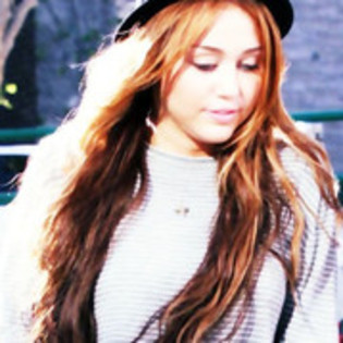 Everything for DestinyHopeRayCyrus - 081 - Photos