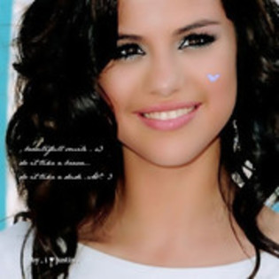 40268524_IJWSGZRKB - Selena Gomez