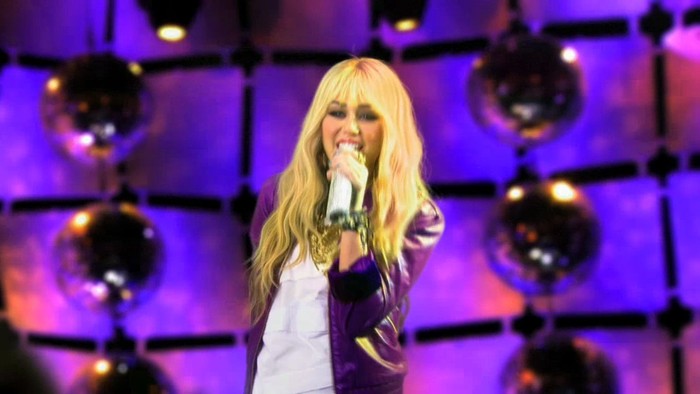 Hannah-Montana-performing-Best-of-Both-Worlds-in-the-Season-4-Concert-hannah-montana-14284551-1280-7