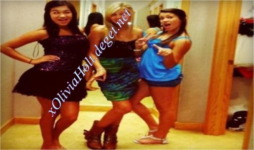 Olivia - Holt - Rare - Photo - 059