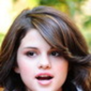 Selly Gomez is my angel (1218) - Some pics with Selena