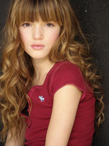 bella-thorne-bella-thorne-6986097-350-467[1]