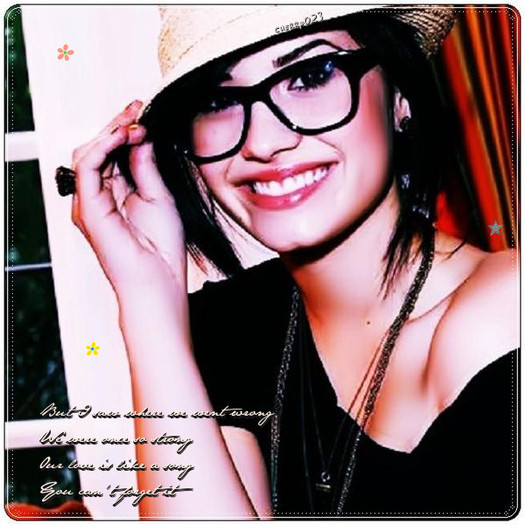  - Demi_Lovato