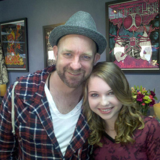 backstage w Kristian Bush at the Sugarland concert. Not only is he amazingly talented, he