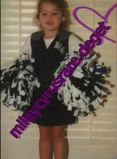 cheerleader - a very rare pics with miley when she was a little girl