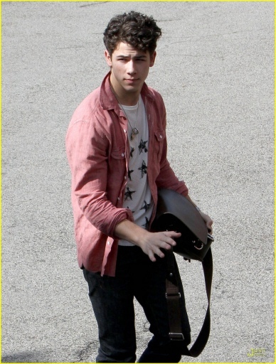 normal_nick-jonas-west-hollywood-04 - Nick-arriving at studio in West Hollywood